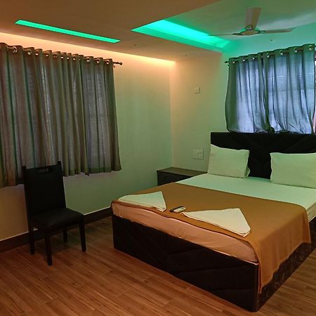 Umino Beach Resort Chennai Exterior photo